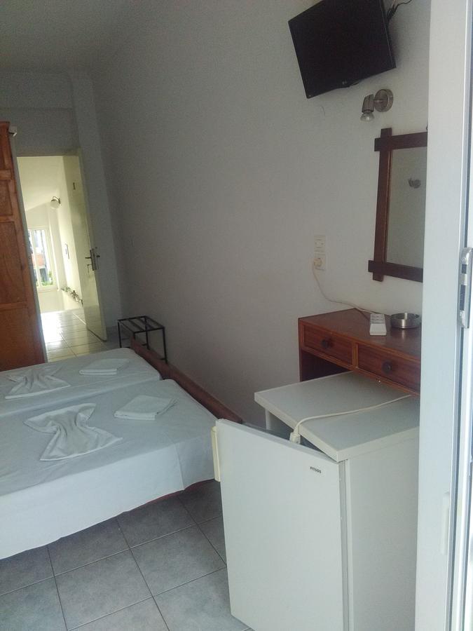 Alina Classic Hotel Loutra Edipsou  Oda fotoğraf